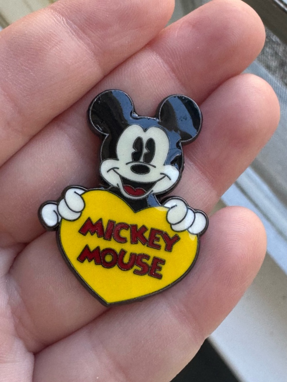 Disney Mickey Mouse Yellow Heart Pin 2018